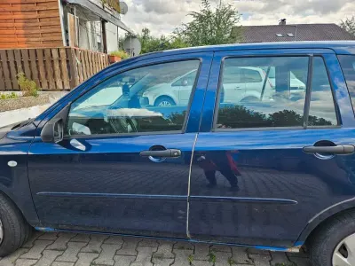 Gebraucht Mazda 2 Active 80 PS (58 kW) 2005 Blau Kleinwagen