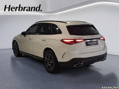 Gebraucht Mercedes GLC300 AMG 269 PS (197 kW) 2025 Unilack polarweiß SUV