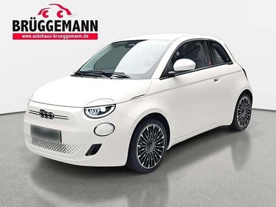 Gebraucht Fiat 500e Icon 86 kW (118 PS) 2022 Arktis weiß Kleinwagen