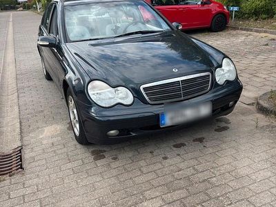 Mercedes C180