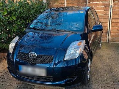 Gebraucht Toyota Yaris 87 PS (63 kW) 2006 Blau Kleinwagen