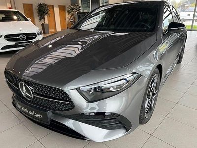 Grau Gebraucht 2024 Mercedes A250 AMG line Limousine | 41.500 € (Teuer)