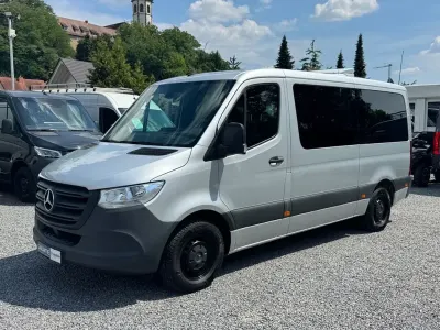 Gebraucht Mercedes Sprinter 163 PS (119 kW) 2019 Silber Van