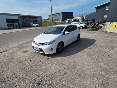 Toyota Auris Hybrid