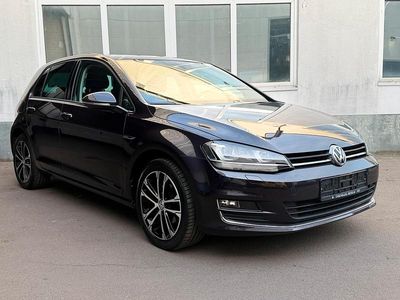Gebraucht VW Golf VII LOUNGE 110 PS (80 kW) 2015 Blau Limousine