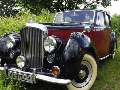 Gebraucht Bentley R Type 137 PS (100 kW) 1954 Schwarzrot Limousine