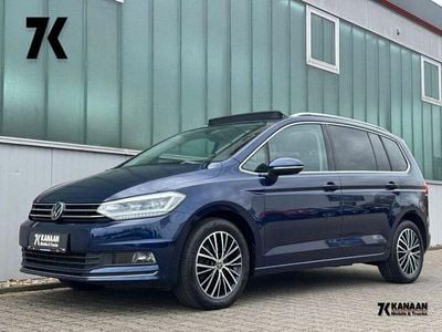 Gebraucht VW Touran Highline 150 PS (110 kW) 2022 Blau Van / Kleinbus