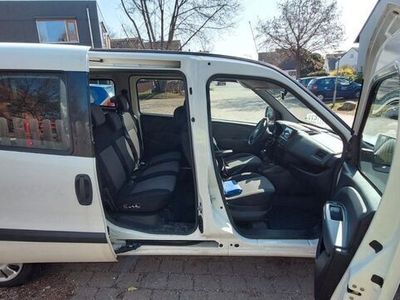 gebraucht Fiat Doblò combi maxi+ AHK +wenig km