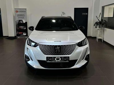 Gebraucht Peugeot e-2008 GT 100 kW (136 PS) 2022 Perlmutt weiß SUV
