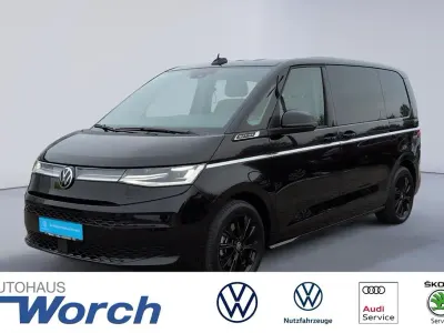 Usata VW T7 Style 150 CV (110 kW) 2024 Nero Furgone