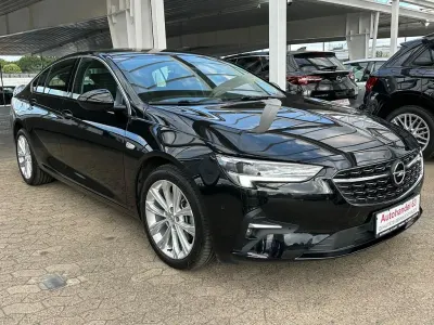 Gebraucht Opel Insignia Business Elegance 174 PS (127 kW) 2020 Schwarz Limousine