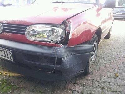 Gebraucht VW Golf III 75 PS (55 kW) 1992 Rot Kleinwagen