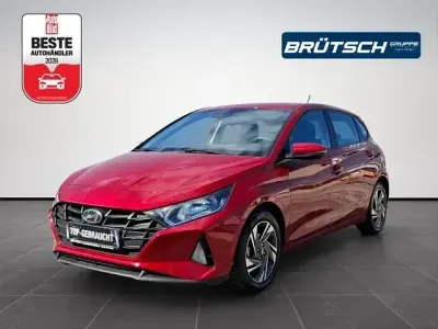 Usata Hyundai i20 84 CV (61 kW) 2022 Rosso Utilitaria