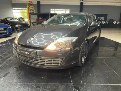 Gebraucht Renault Laguna Coupé GT 235 PS (172 kW) 2011 Schwarz Coupé