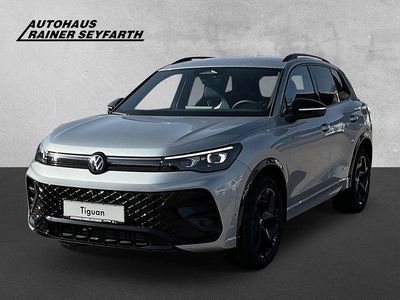 Gebraucht VW Tiguan R-line 150 PS (110 kW) 2026 Silber SUV