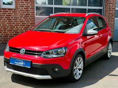 Gebraucht VW Polo Cross 110 PS (80 kW) 2016 Flashrot (metallic) Kleinwagen