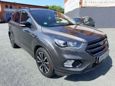 Gebraucht Ford Kuga ST-Line 150 PS (110 kW) 2019 Grau SUV