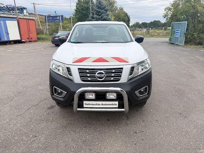 Weiß Gebraucht 2016 Nissan Navara Visia Abholung | 12.900 € (Teuer)