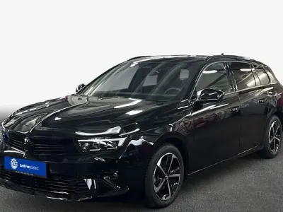 Gebraucht Opel Astra 131 PS (96 kW) 2025 Schwarz Kleinwagen