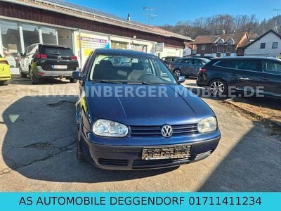 Blau Gebraucht 2002 VW Golf Limousine | 1.499 € (Etwas zu teuer)