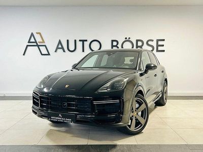 Gebraucht Porsche Cayenne Turbo 549 PS (403 kW) 2019 Tiefschwarz met SUV