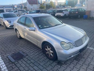 Mercedes C220