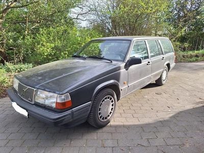 Usado Volvo 940 131 HP (96 kW) 1993 Preto Carrinha