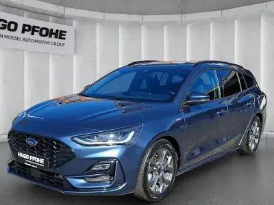 Gebraucht Ford Focus ST-Line 155 PS (114 kW) 2025 Chroma blau metallic Kombi