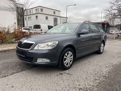 gebraucht Skoda Octavia OctaviaCombi 1.6 TDI DPF DSG Sport Edition