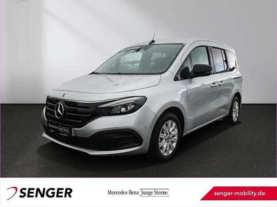 Gebraucht Mercedes EQT200 89 kW (122 PS) 2024 Silber Van / Kleinbus