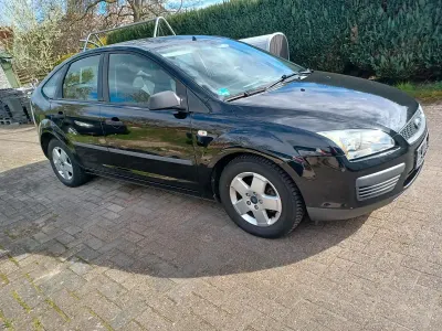 Second-hand Ford Focus 109 CP (80 kW) 2006 Negru Berlinǎ