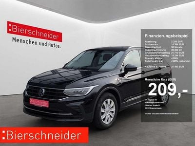 Gebraucht VW Tiguan Life 150 PS (110 kW) 2021 Deep black perleffekt SUV