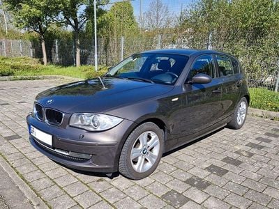 Gebraucht BMW 116 122 PS (89 kW) 2009 Braun Kleinwagen