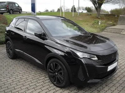 Gebraucht Peugeot 3008 GT 131 PS (96 kW) 2024 Perla nera fullblack (metallic) SUV