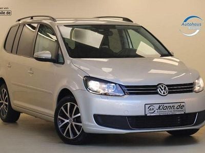 Silber Gebraucht 2010 VW Touran Comfortline Van / Kleinbus | 9.999 € (Teuer)