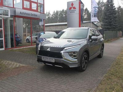 Gebraucht Mitsubishi Eclipse Cross Plus 188 PS (138 kW) 2022 Platinumgrau SUV