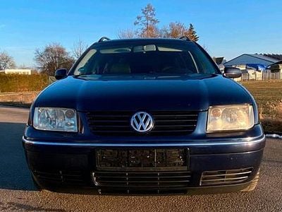 Usata VW Bora 101 CV (74 kW) 2002 Blu Station wagon