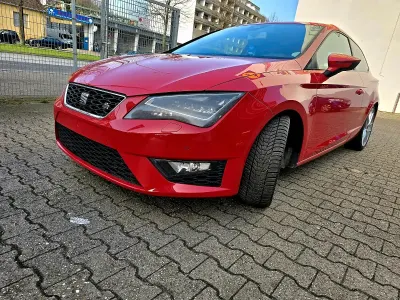 Gebraucht Seat Leon FR 179 PS (131 kW) 2013 Rot Limousine