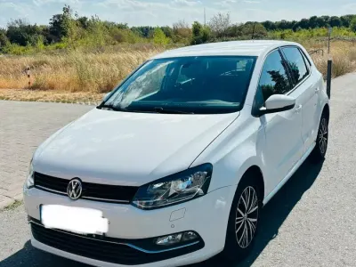 Gebraucht VW Polo Allstar 90 PS (66 kW) 2016 Weiß Kleinwagen
