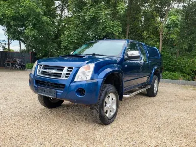 Gebraucht Isuzu D-Max 163 PS (119 kW) 2010 Blau Pickup