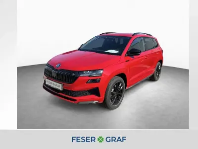 Neu Skoda Karoq SportLine 190 PS (139 kW) 2026 Velvetrot metallic SUV