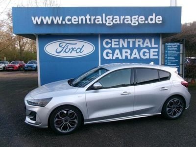 Gebraucht Ford Focus ST-Line X 125 PS (91 kW) 2024 Silber Limousine