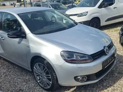 Gebraucht VW Golf VII Match 122 PS (89 kW) 2012 Silber Limousine
