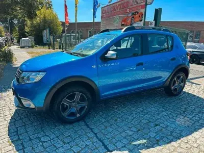 Gebraucht Dacia Sandero Stepway 90 PS (66 kW) 2017 Blau Kleinwagen