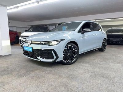 Usata VW Golf VIII R 150 CV (110 kW) 2025 Blu Berlina