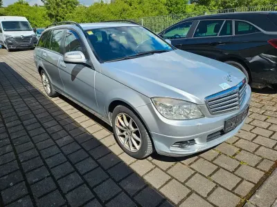 Gebraucht Mercedes C180 156 PS (114 kW) 2008 Silber Kombi