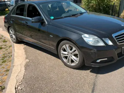 Gebraucht Mercedes E350 231 PS (169 kW) 2010 Limousine