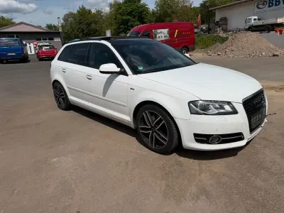 Gebraucht Audi A3 S-Line 170 PS (125 kW) 2011 Weiß Kleinwagen