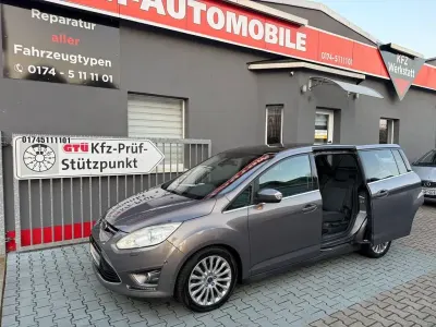Gebraucht Ford Grand C-Max Titanium 150 PS (110 kW) 2012 Braun Van / Kleinbus