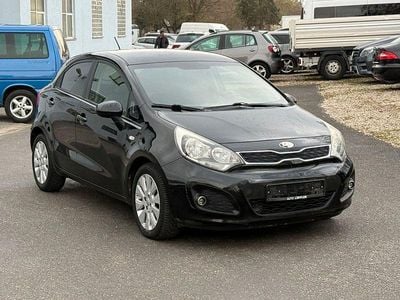 Gebraucht Kia Rio DREAM-TEAM Edition 75 PS (55 kW) 2013 Schwarz Limousine